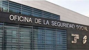 Cuadro comparativo de la Reforma de la Ley General de la Seguridad Social operada por el Real Decreto Ley 7/2023. INSS Seguridad Social Badajoz. Cáceres. Mérida. Don Benito. Villanueva de la Serena. Trujillo. Miajadas. Logrosán. Herrera del Duque.